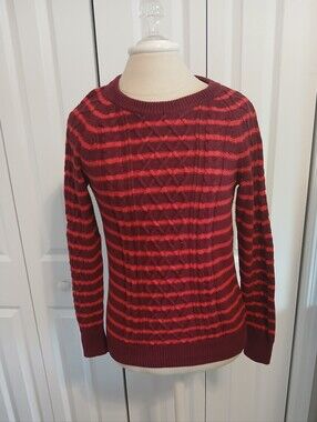 Like New GAP Cable Knit Crew Neck Burgundy & Red Striped 100% Cotton Sweater XS